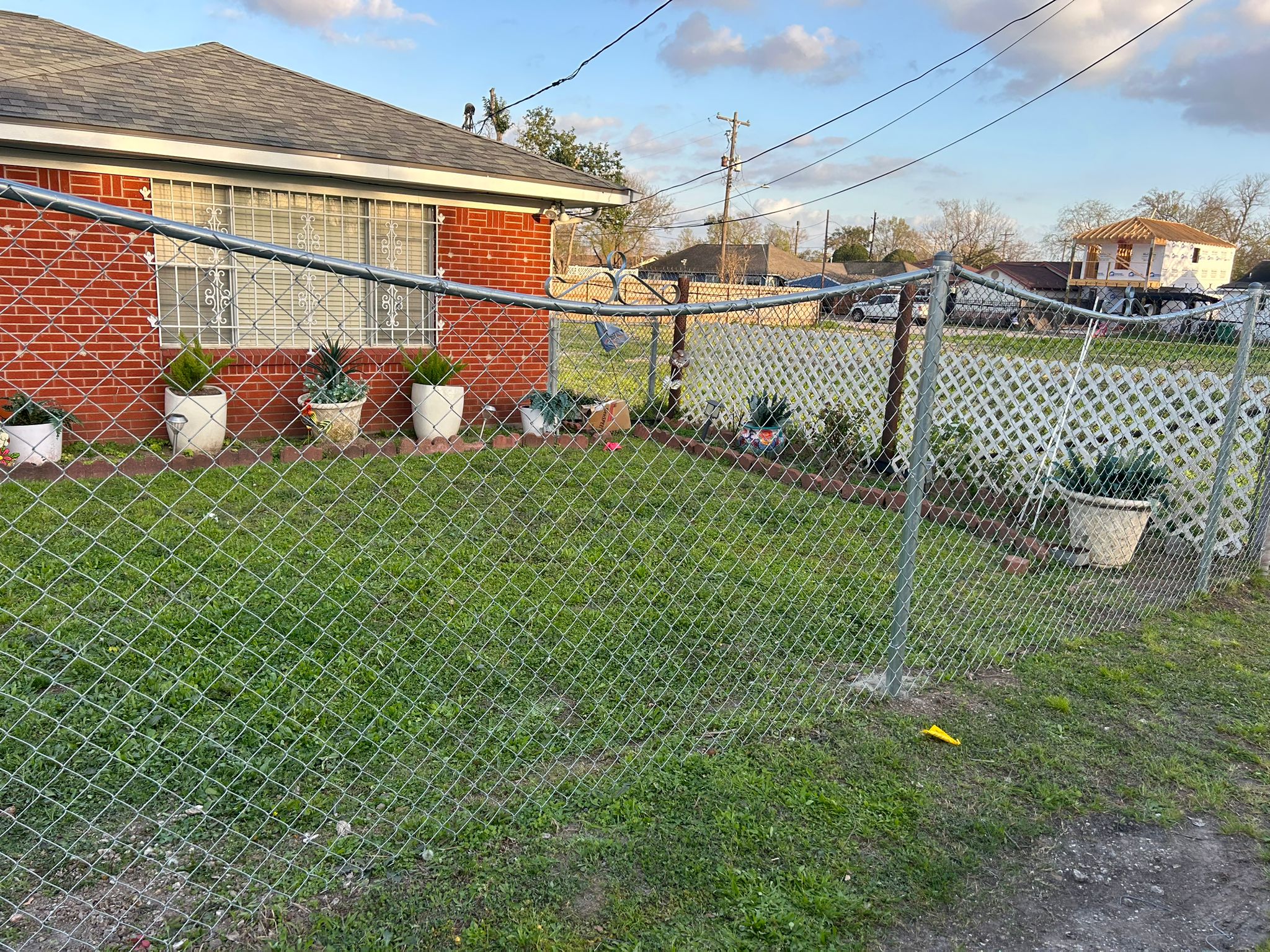 Electric Gate Contractors in Houston: Professional Installation